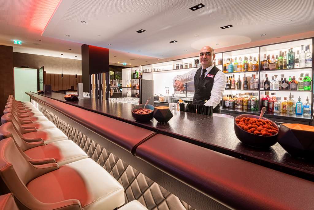 Фото Best Western Premier Central Leonhard