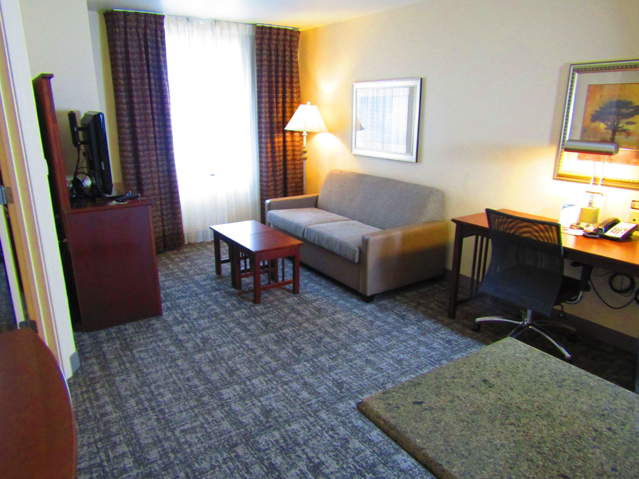 Фото Staybridge Suites Rochester University, an Ihg Hotel