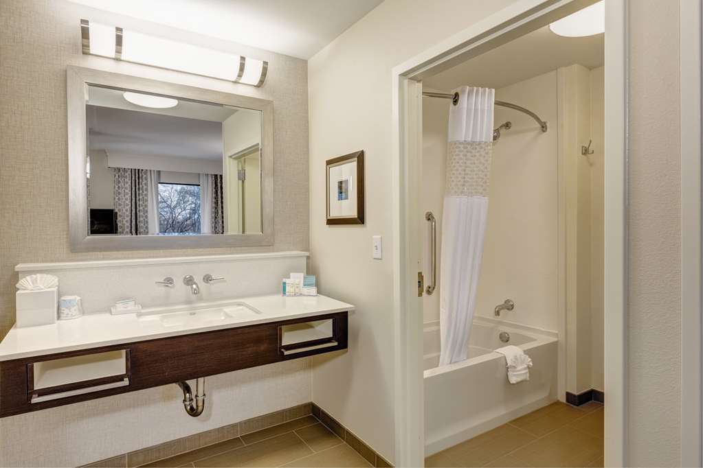 Фото Hampton Inn & Suites Dallas/Plano-East