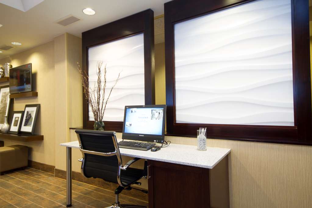 Фото Hampton Inn Marshall
