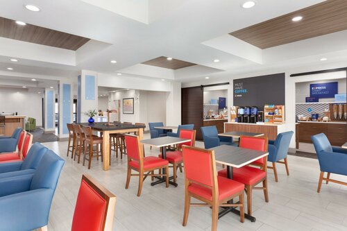 Гостиница Holiday Inn Express Hotel & Suites Merced, an Ihg Hotel в Мерседе
