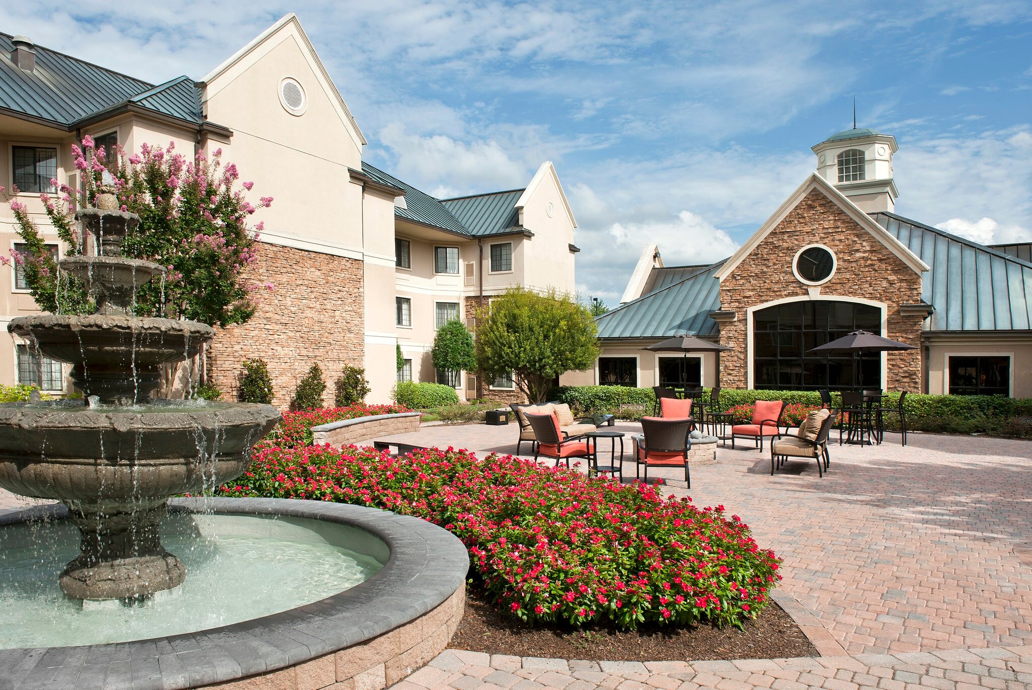 Фото Staybridge Suites Charlotte Ballantyne, an Ihg Hotel
