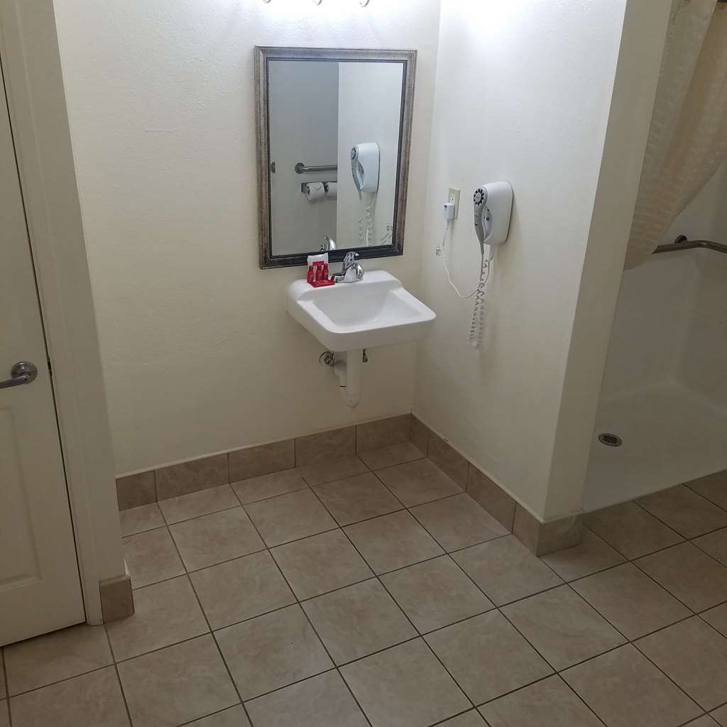 Фото SureStay Hotel by Best Western Hollister