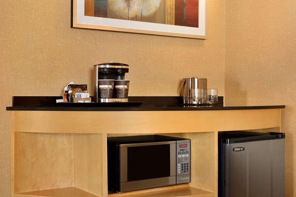 Фото DoubleTree by Hilton Hotel Oklahoma City Airport