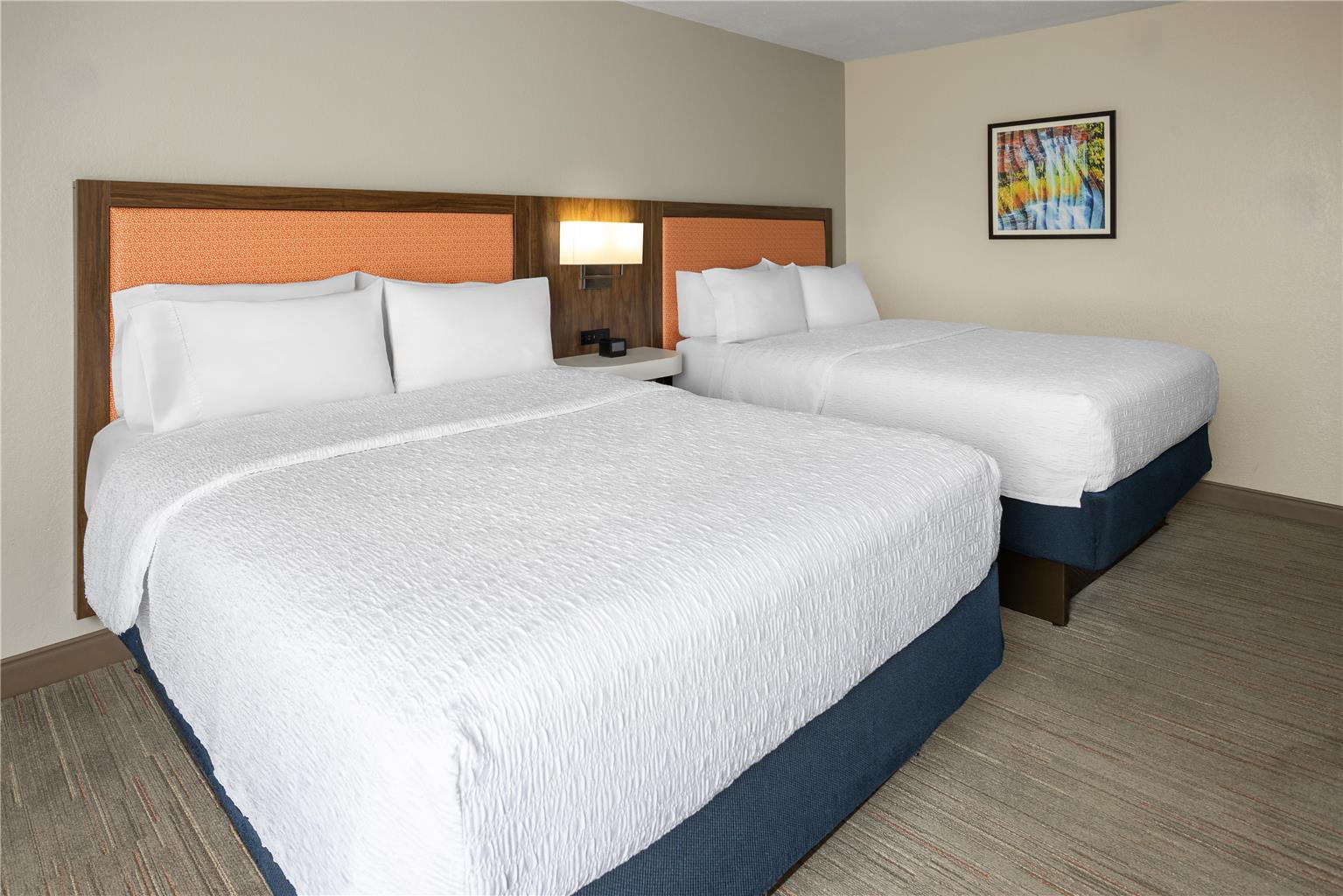 Фото Hampton Inn Somerset