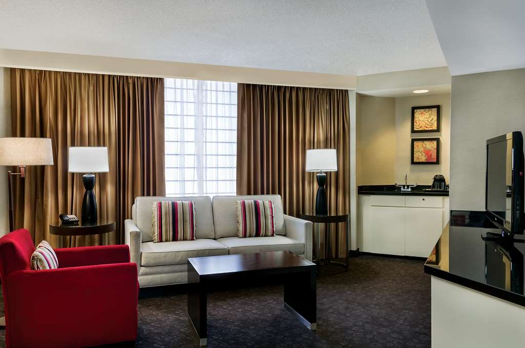 Фото DoubleTree by Hilton Hotel Los Angeles Downtown