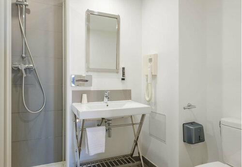 Гостиница B&b Hotel Antibes Juan-les-Pins в Жюане-ле-Пен