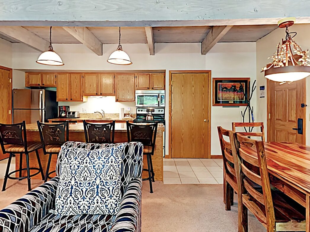 Фото The Timberline Condominiums