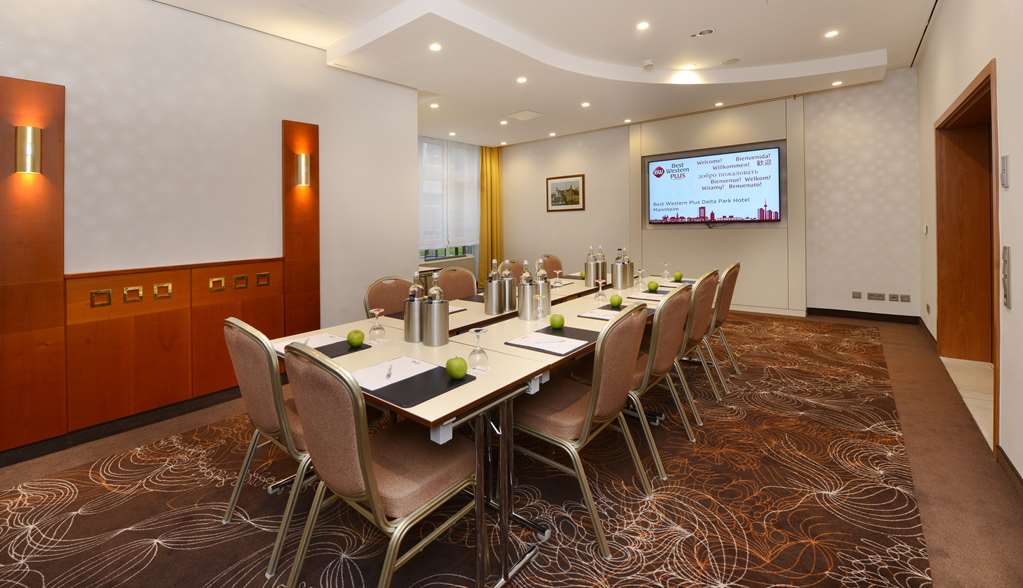 Фото Best Western Plus Delta Park Hotel