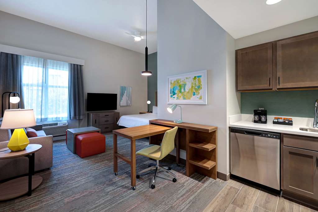Фото Homewood Suites by Hilton Santa Clarita