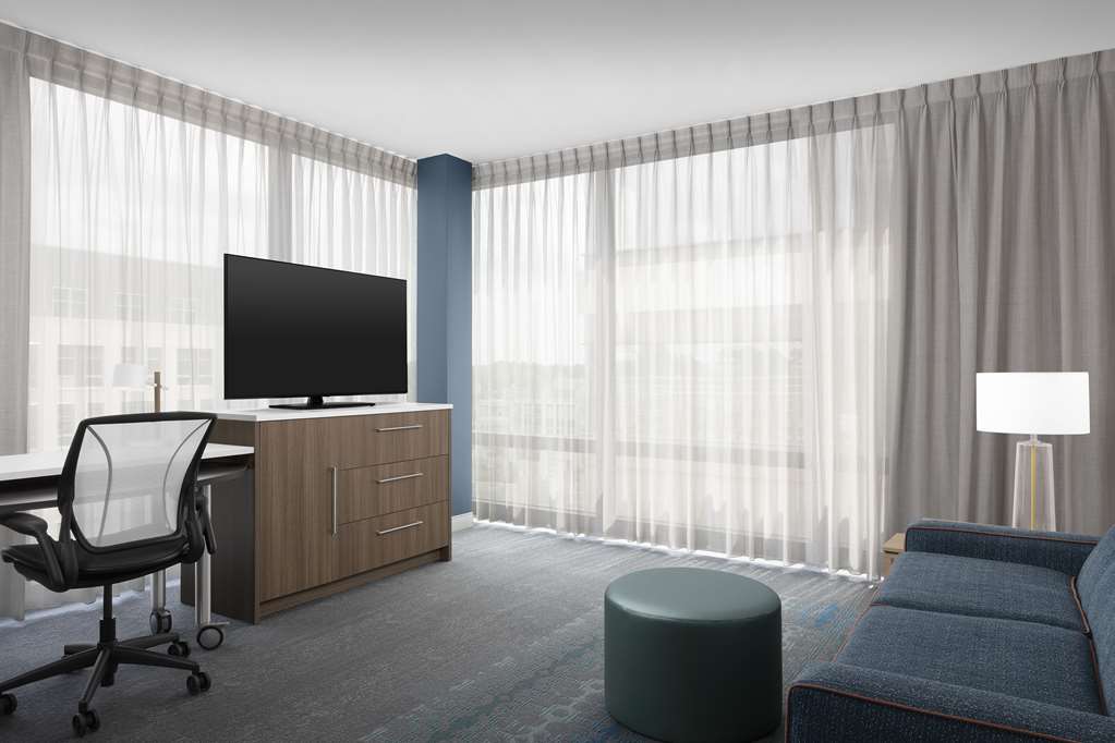 Фото Home2 Suites by Hilton Falls Church