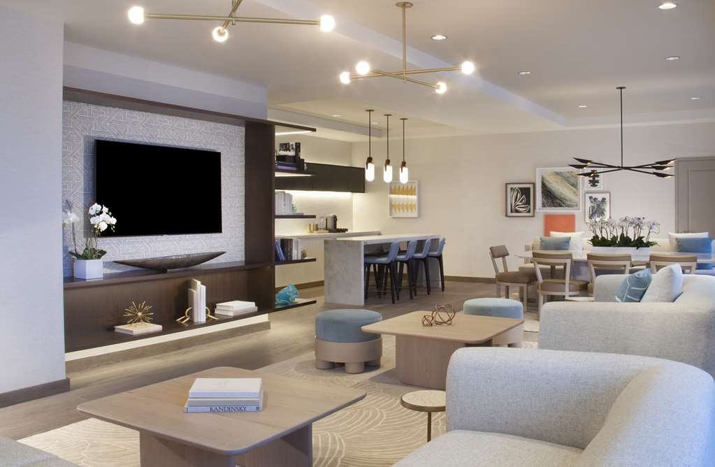Фото Hilton West Palm Beach