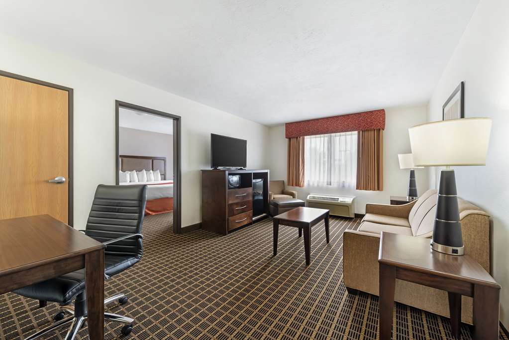Фото Best Western Plus Eagleridge Inn & Suites