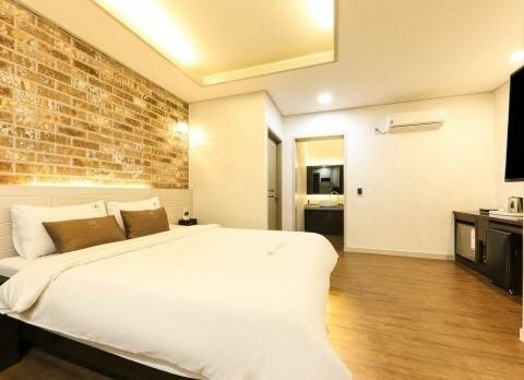 Гостиница H Hotel Ulsan в Ульсане