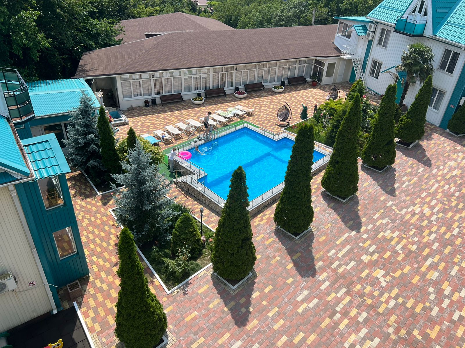 Фото Дженнет