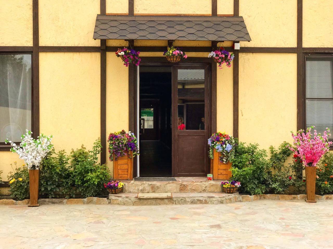 Фото отеля 1