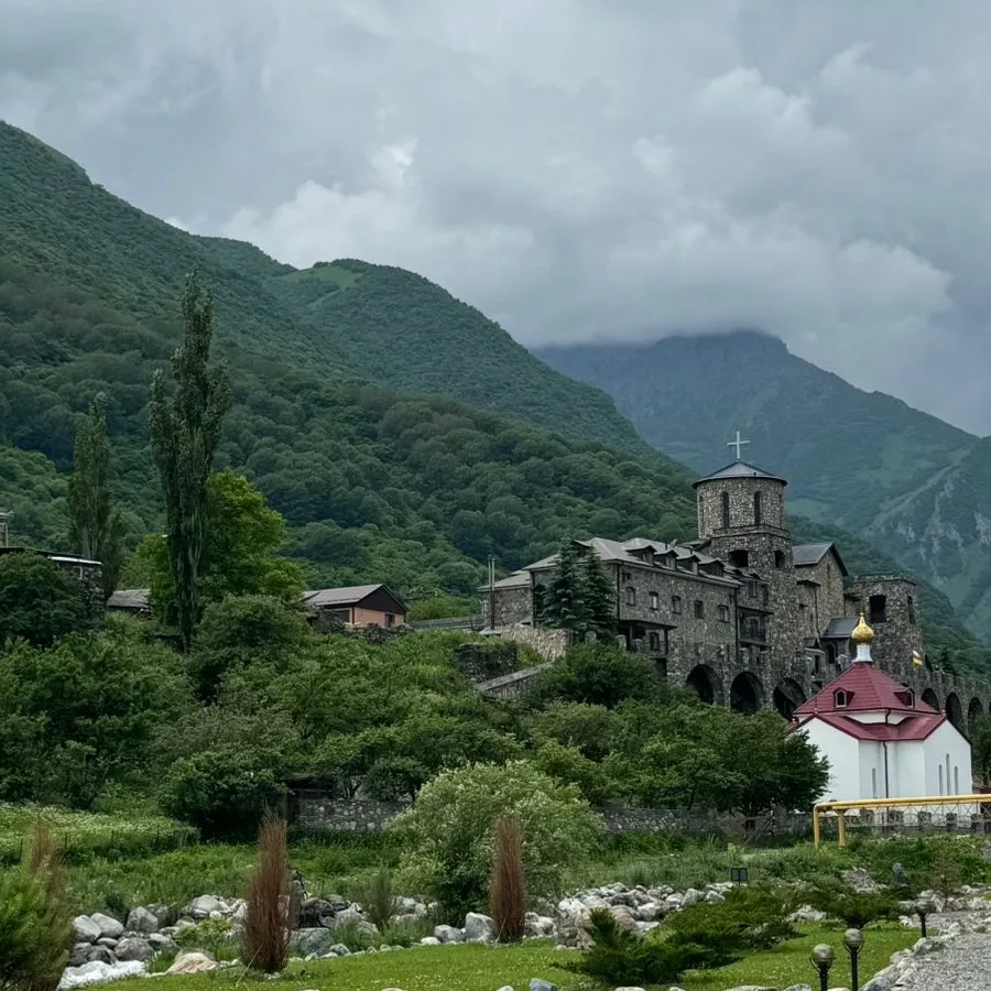 Фото отеля 2