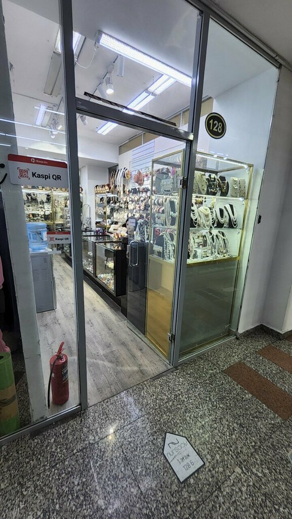 Jewelry store HR Jawelery, Almaty, photo