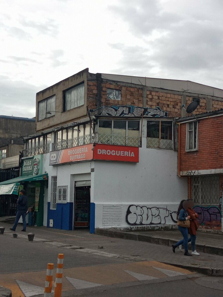 Pharmacy Droguería Buitrago, Bogota, photo