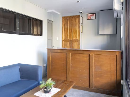 Фото Oyo 561 Abn Hostel