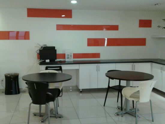 Фото Orange Hotels Kuchai Lama