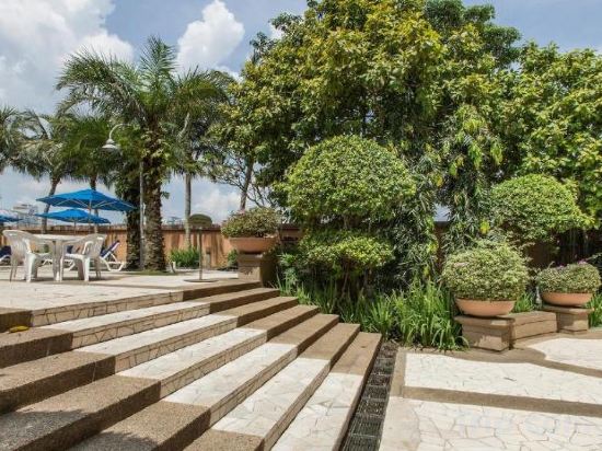 Фото Sunbow Suites