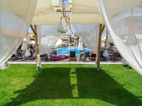 Фото Galaxy Beach Resort, Bw Premier Collection