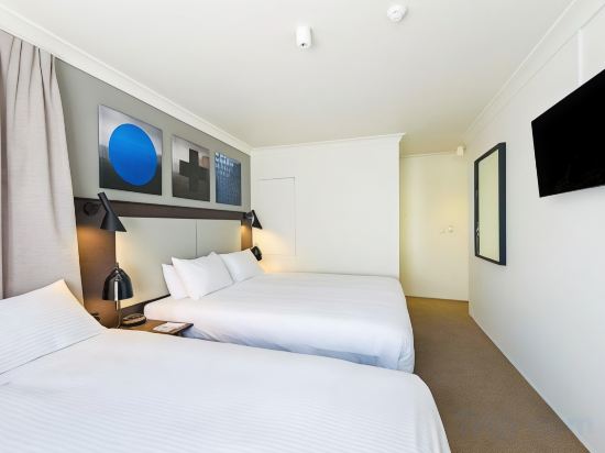 Фото CKS Sydney Airport Hotel