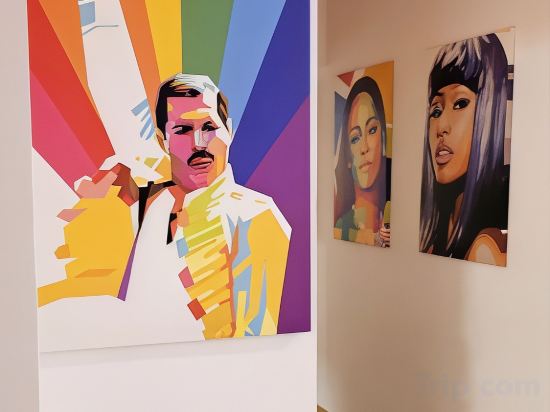 Фото Arc House Pop Art