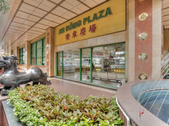 Фото Windsor Plaza Hotel