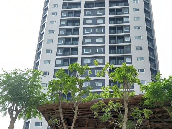 Фото Roygent Parks Hanoi