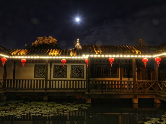 Фото Floral Hotel·Wuxi Yangshan taoyuan Hotel