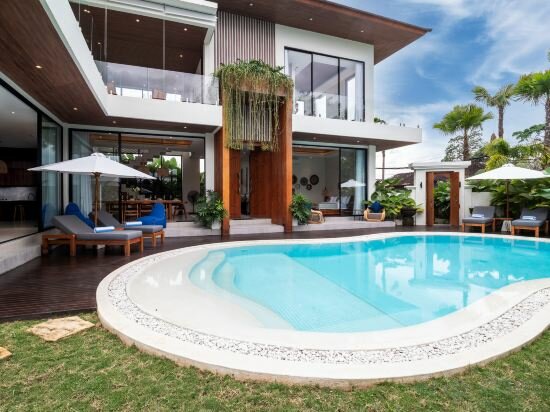 Фото Villa Ines by BaliSuperHost