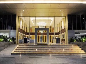 Гостиница Louis Kienne Hotel Pandanaran