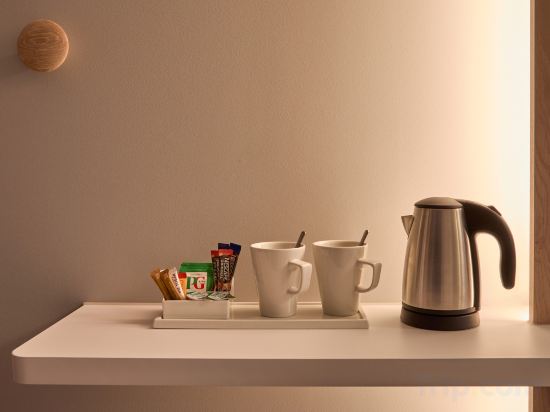 Фото Holiday Inn Express London - Limehouse, an Ihg Hotel