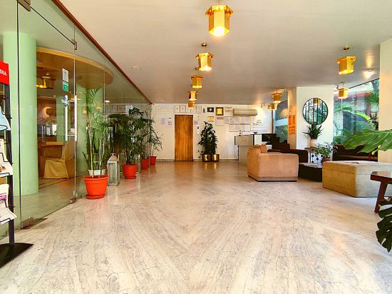 Фото Dodas Palace by ShriGo Hotels