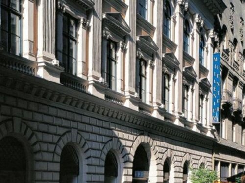 Внешний вид отеля Millennium Court, Budapest - Marriott Executive Apartments в Будапеште, фото 5