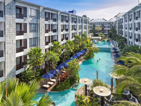 Фото Courtyard by Marriott Bali Seminyak Resort