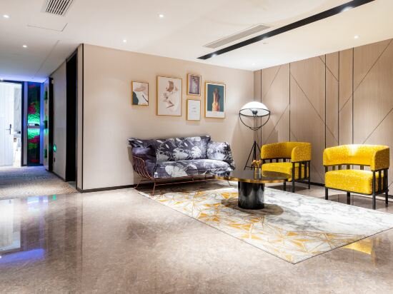 Фото Tuke Hotel