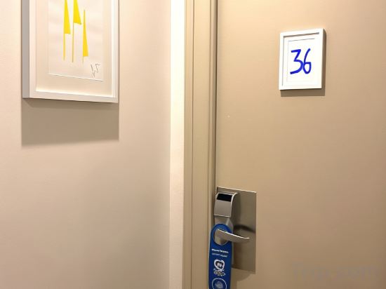 Фото Hôtel La Tour de Nesle La Rochelle Vieux Port