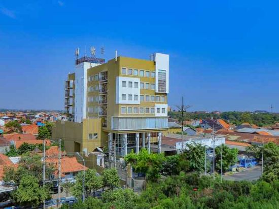 Фото Hotel Dafam Pekalongan