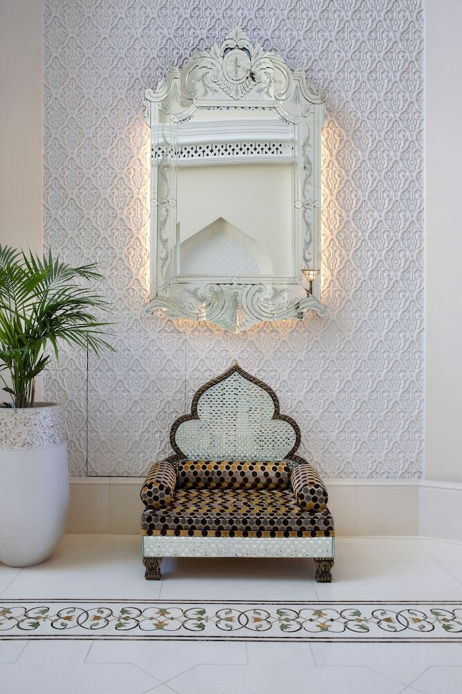 Фото Bab Al Qasr Hotel