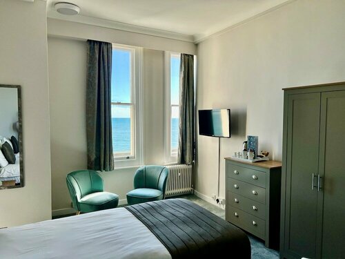 Внешний вид отеля The Cumberland Hotel в Истборне, фото 3