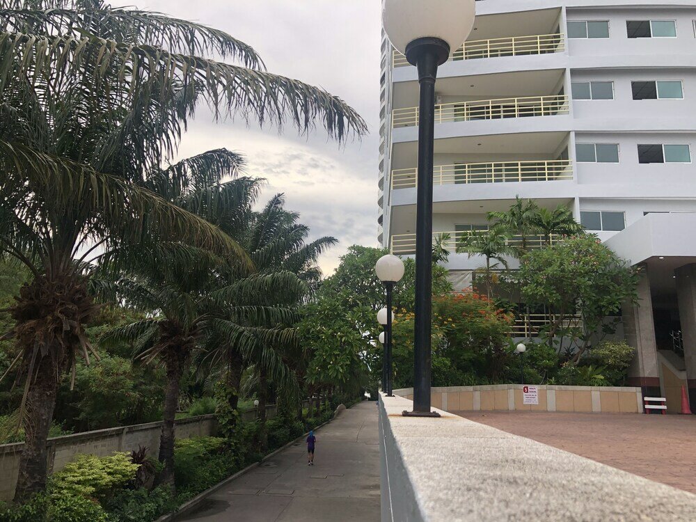 Фото View Talay 6 Condominium by Honey