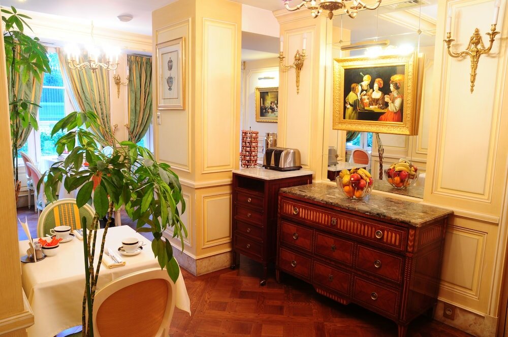 Фото Hotel Luxembourg Parc