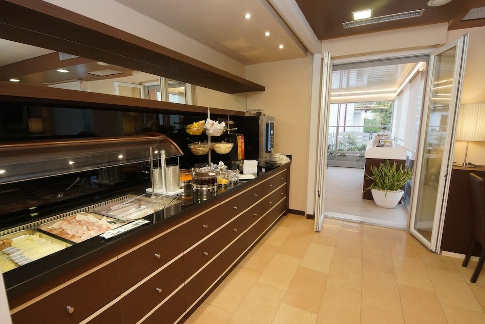 Фото Hotel Clarin 14 by Dori