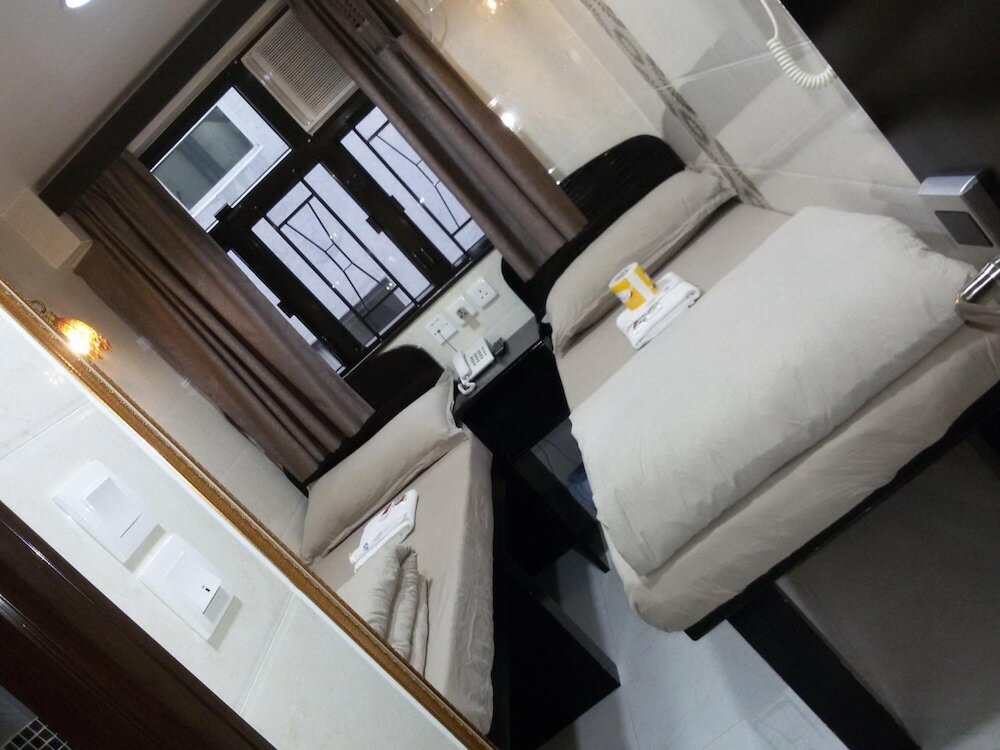 Фото Tom's Guest House