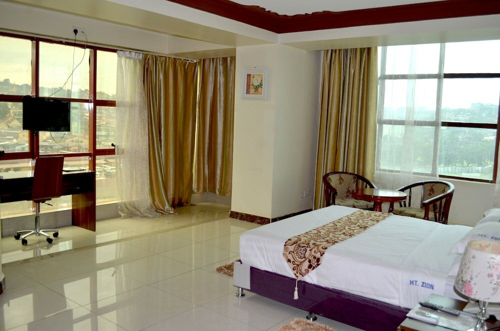 Фото Mt. Zion Hotel