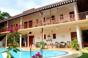 Haus Berlin Bentota (Coastline Railway, Bentota), hotel