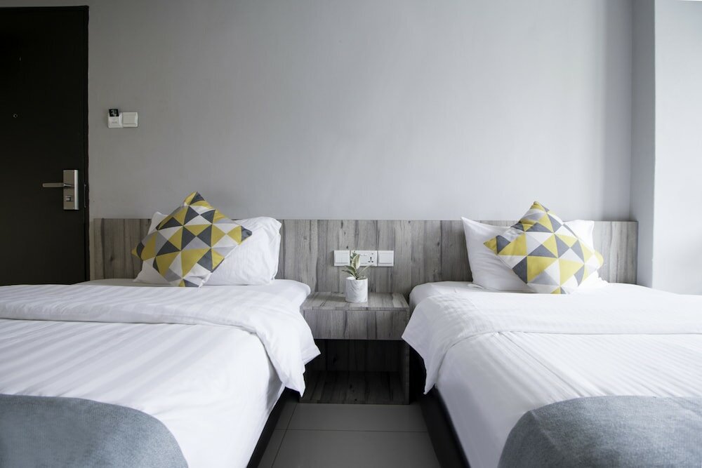 Фото Harbour Ville Hotel